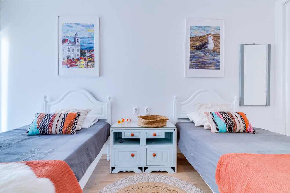 Charming En-Suite in downtown apartment