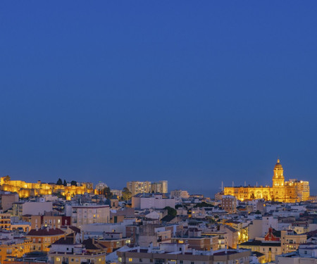 Cubo's Urban Sky Malaga Apartment West View 5