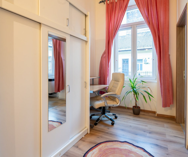 Downtown Oasis Apartman