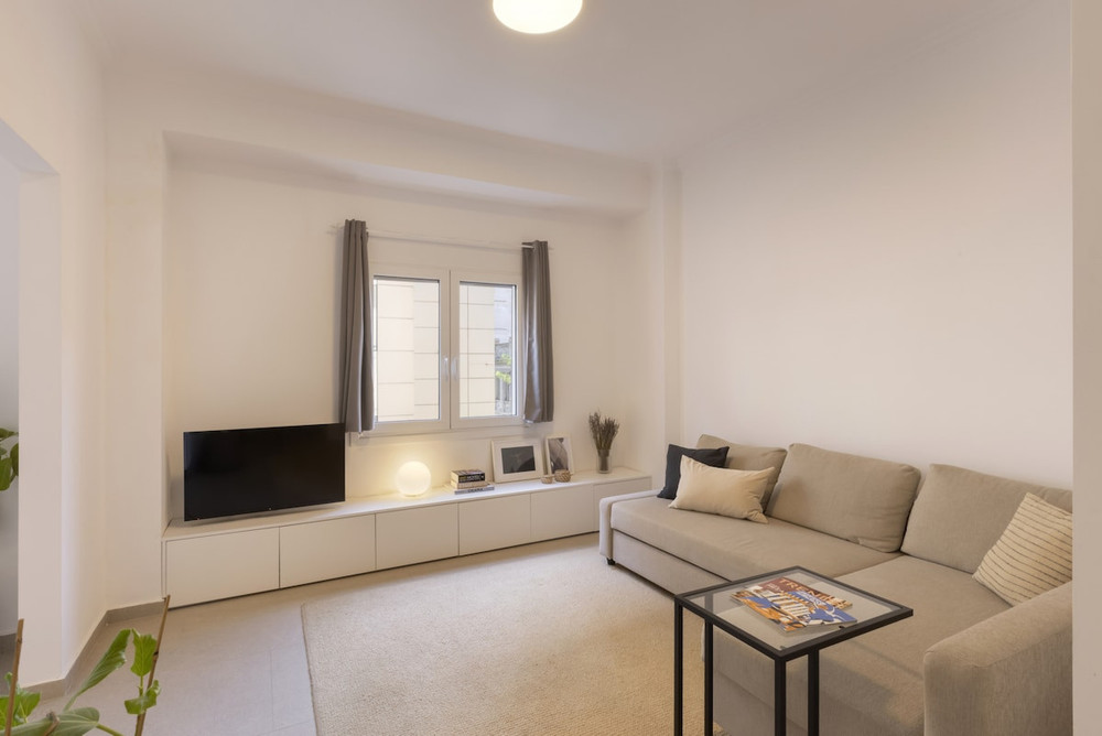 Beautifully curated 1br in Keramikos preview