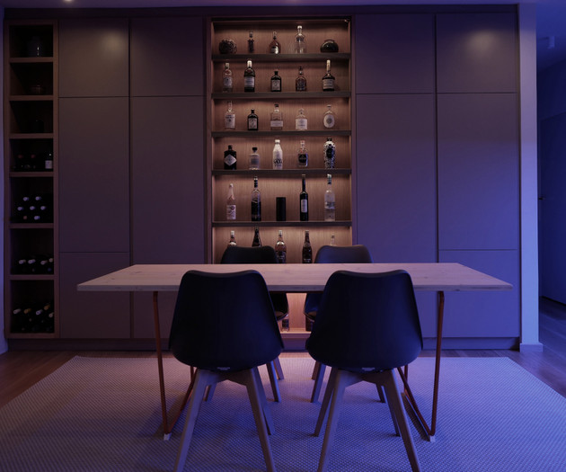 Calm Panoramic Luxury Apartment 10 min to Center