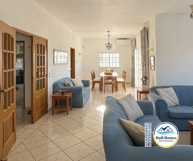 Villa Verde - 4 bedrooms, Marina view, pool & BBQ