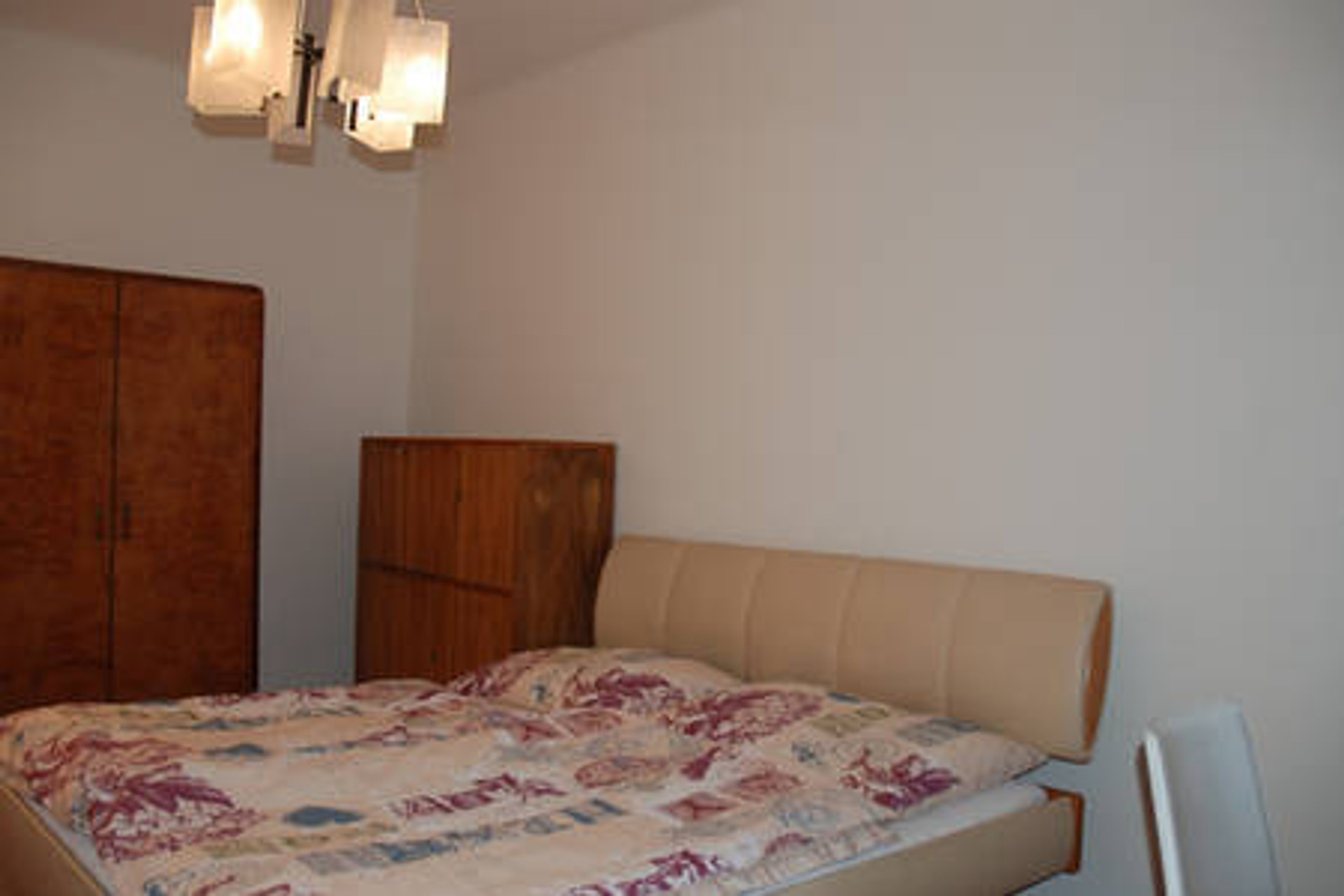 double bed, wardrobes