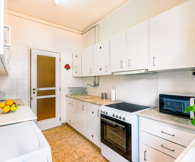 Comfortable single bedroom close to  metro-room 3