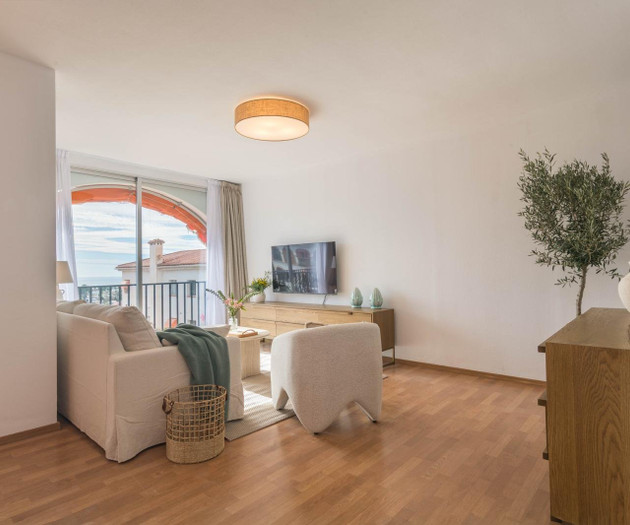 Beach view| Terrace | Pool | Workspace | HS WIFI