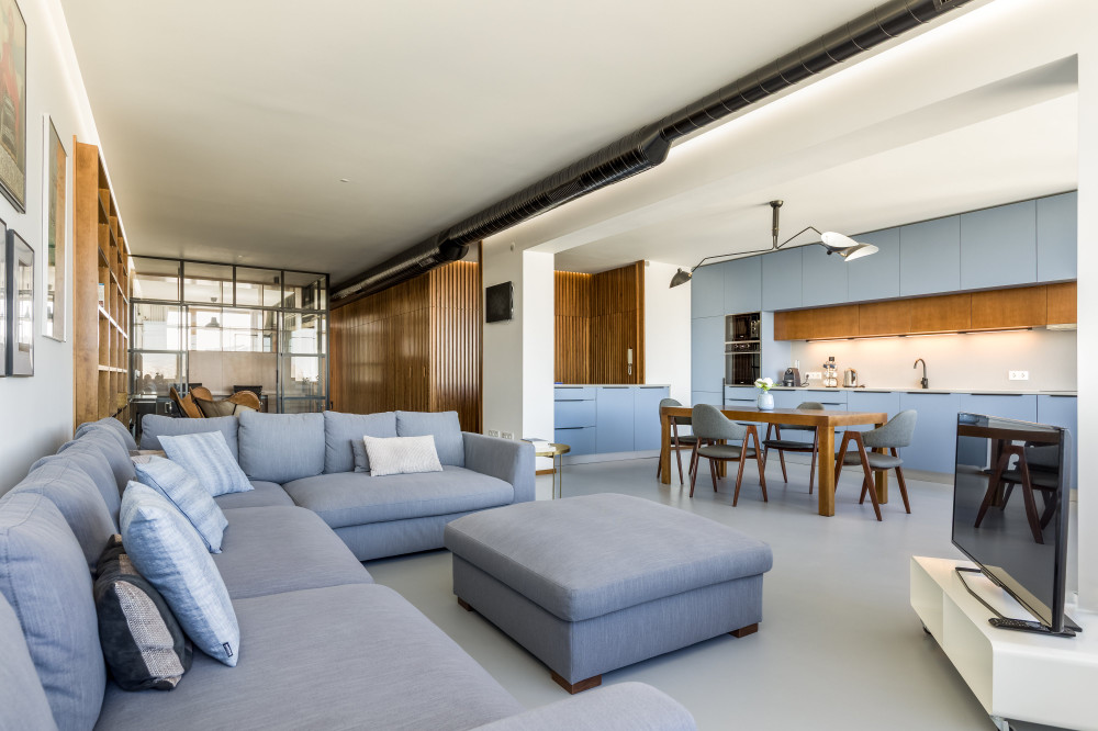 Spacious Design 2BR Apartment · 155 sqm · Leixões preview