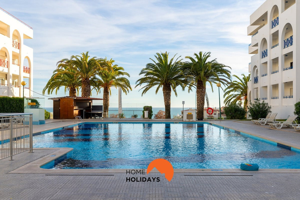 #193 Luxury Ocean View by Home Holidays preview