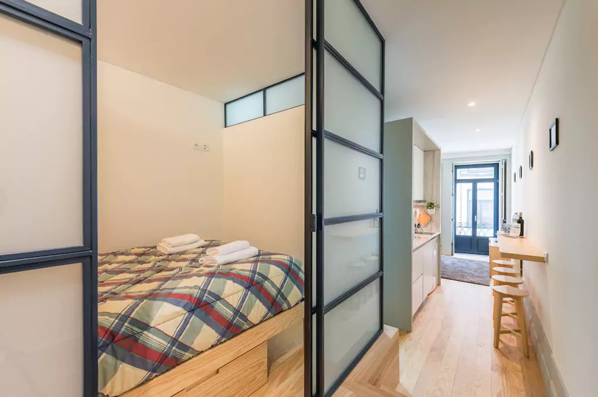 Bed and Kitchenette