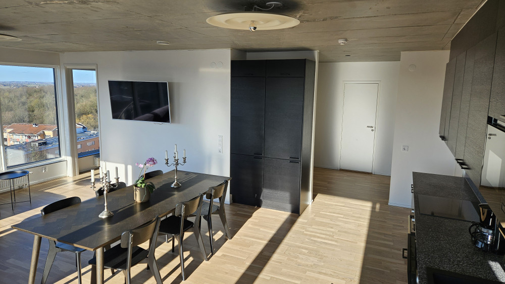Premium 2Bedroom Apartment with Stunning City view preview