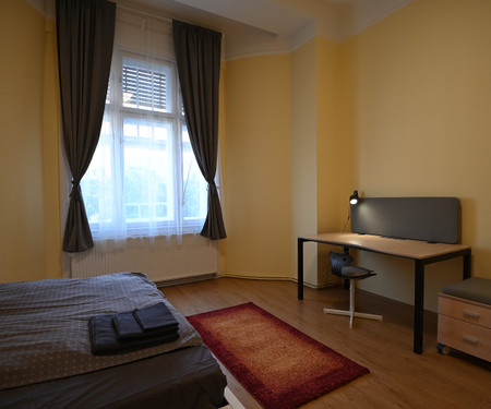 Trendy 4 bedrooms apartment - Nefelejcs street