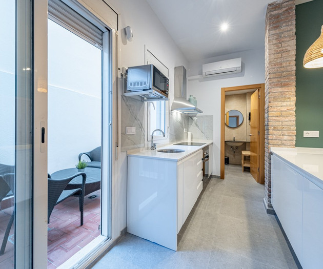 2-Bedroom Apartment Near Sants & Camp Nou