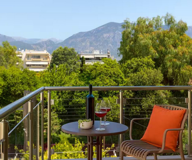 Modern Flat with Private Parking & Huge Terrace