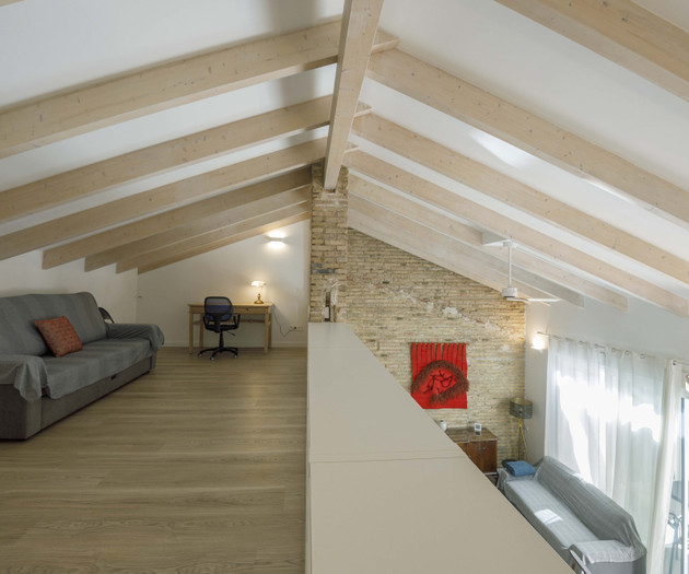 Renovated apartment with terrace and 3 bedroom