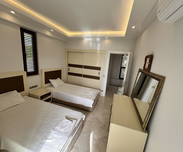Spacious Villa with Beautiful View & Private Pool
