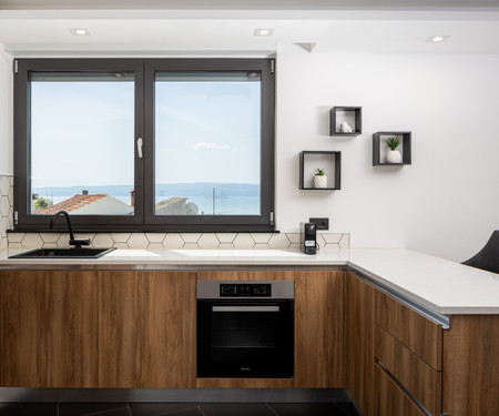 Luxury apartment with sea view - A6