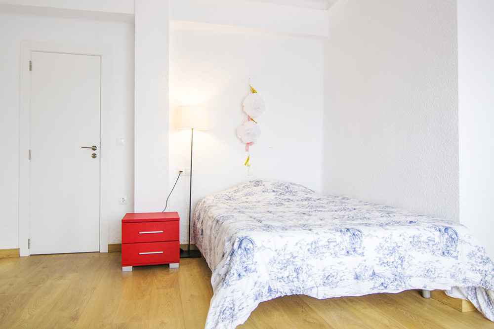 Room 1 in sunny apartment with terrace preview