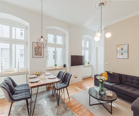 Beautiful 3-bedroom-apartment in Berlin Wedding