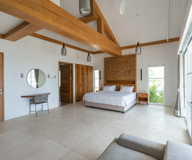 Luxury Ocean Front Private Pool  5 BDR Nalas Villa