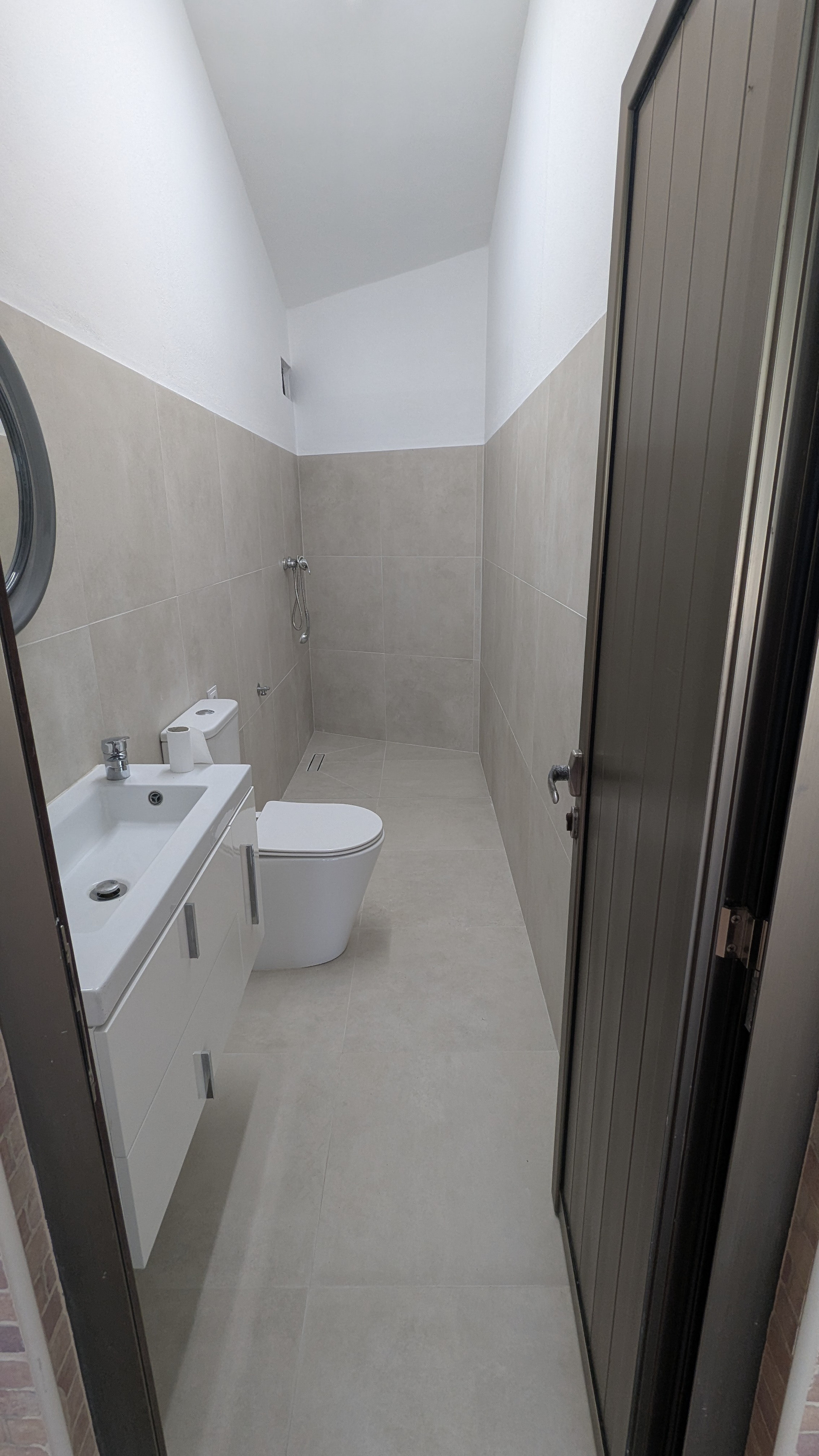 Restroom (Toilet+Shower)