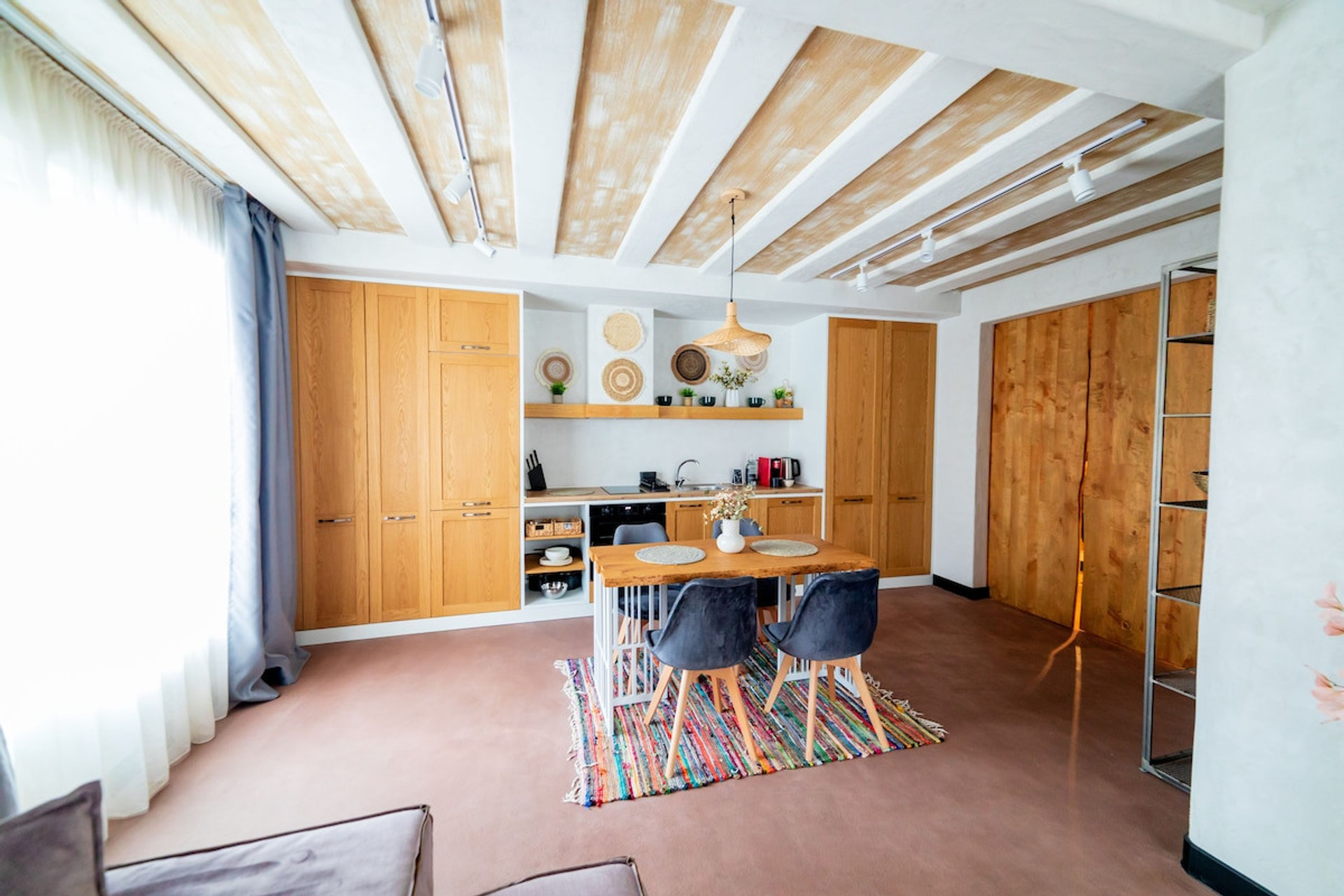 Kitchen or Kitchenette, Living room, Sitting area, Dining area