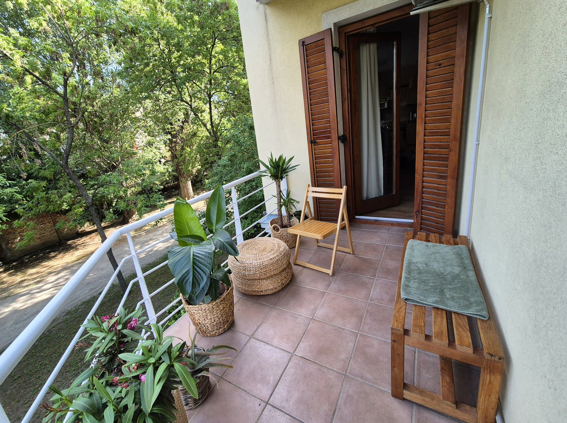 big balcony