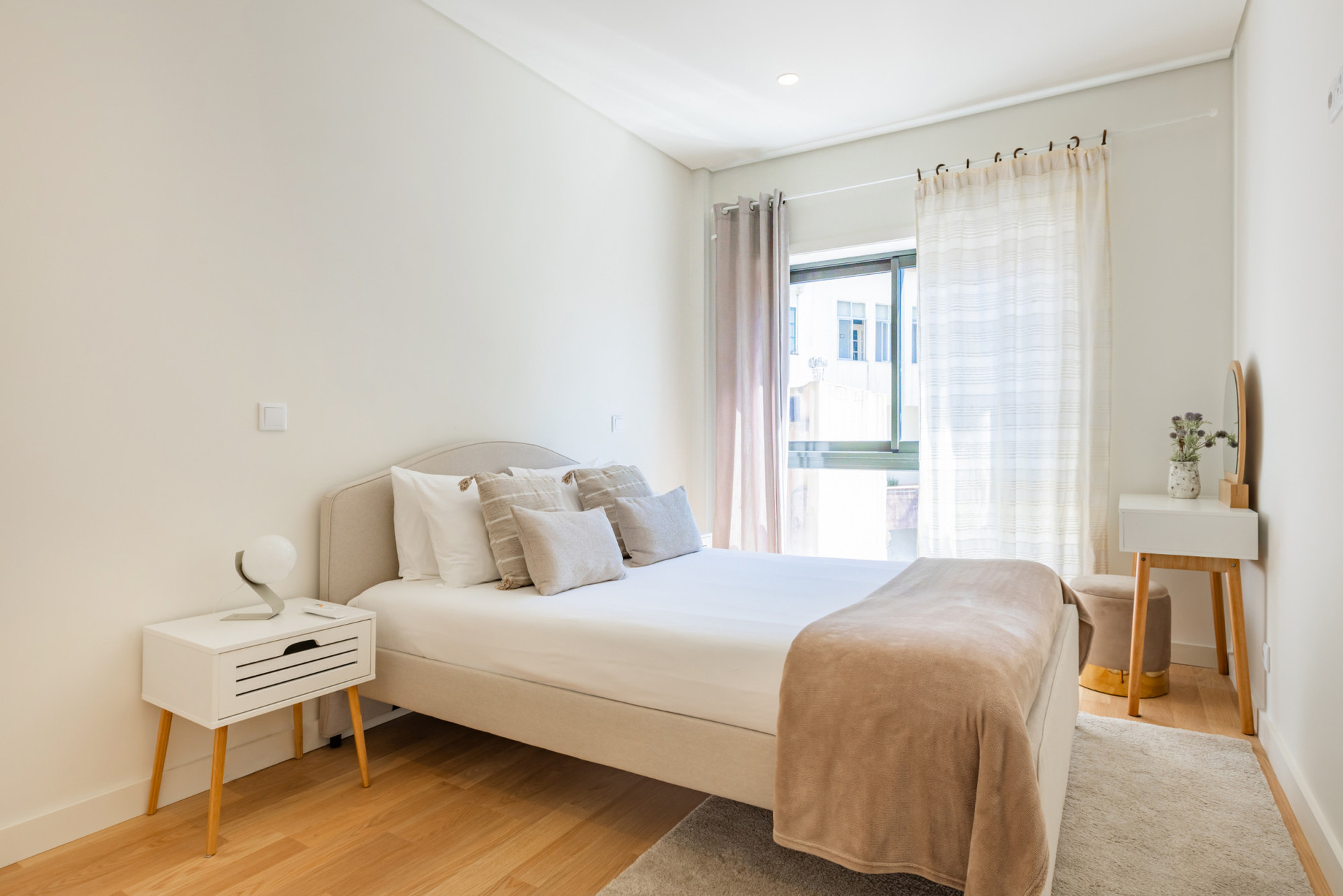 Bedroom with a double bed, AC and Wardrobe.