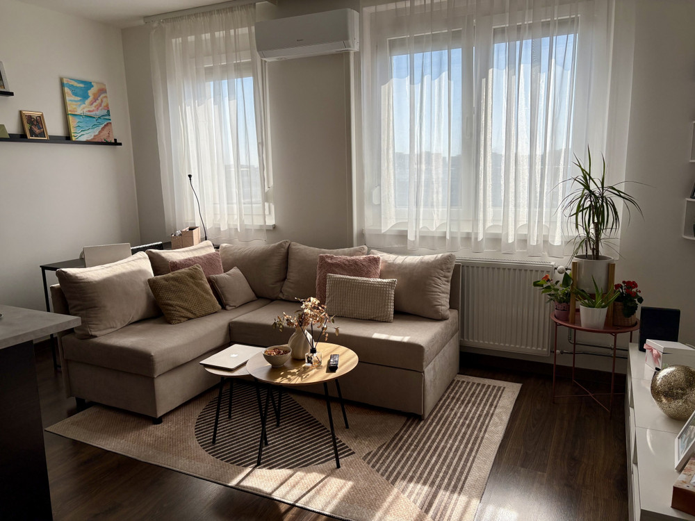 Cozy 1-Bedroom Apartment in Bp XIII - Mid-term preview