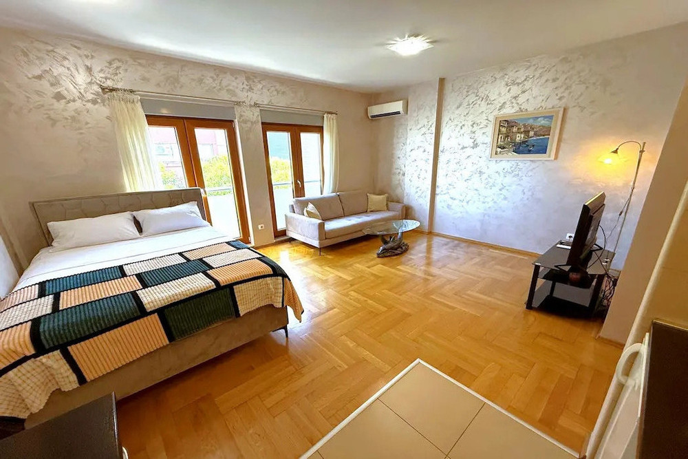 SHORT-TERM APARTMENT by the Morača River - WISH preview
