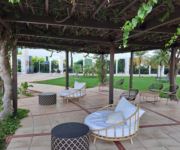 Marina View Apartment with Pool