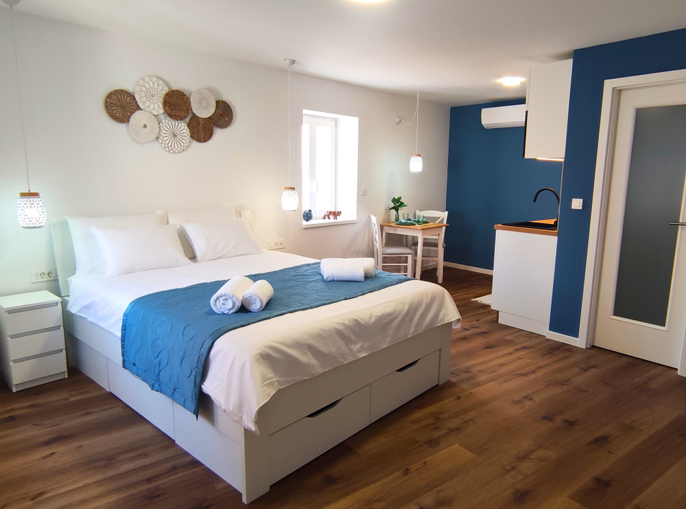 Studio Nauta – Coastal Calm in Izola Old Town preview