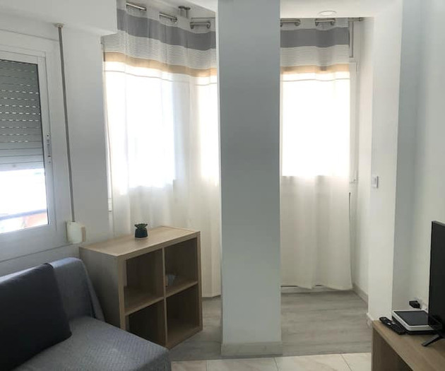 Renovated apartment, 12 minutes from the beach