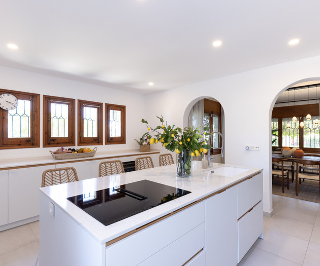 Villa Carmen near Sitges - Pool, A/C,EV&Sea Views