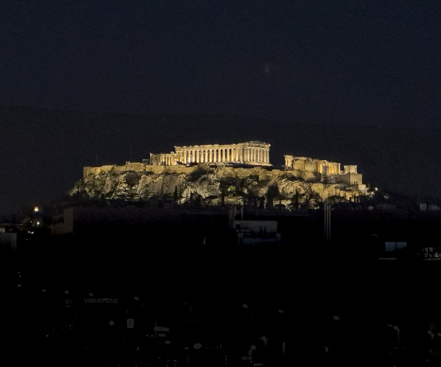 Acropolis Magical View Suite @ Metro Kerameikos