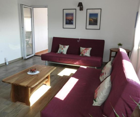 Quiet apartment in sunny Pula, Istria