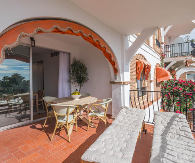 Beach view| Terrace | Pool | Workspace | HS WIFI