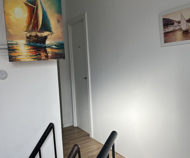 Comfortable Room Near Beach & City