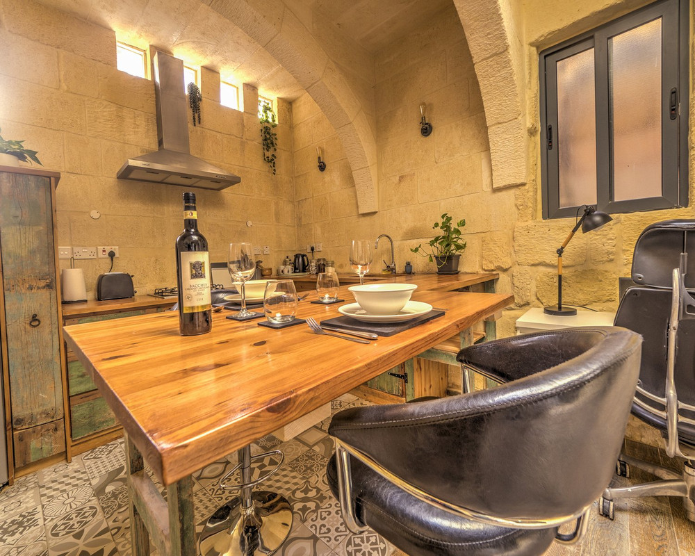 Spacious Furnished One-Bedroom Apartment in Gozo preview