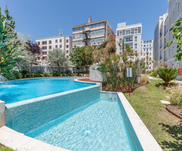 Sottomayor Penthouse in the heart of Lisbon w pool