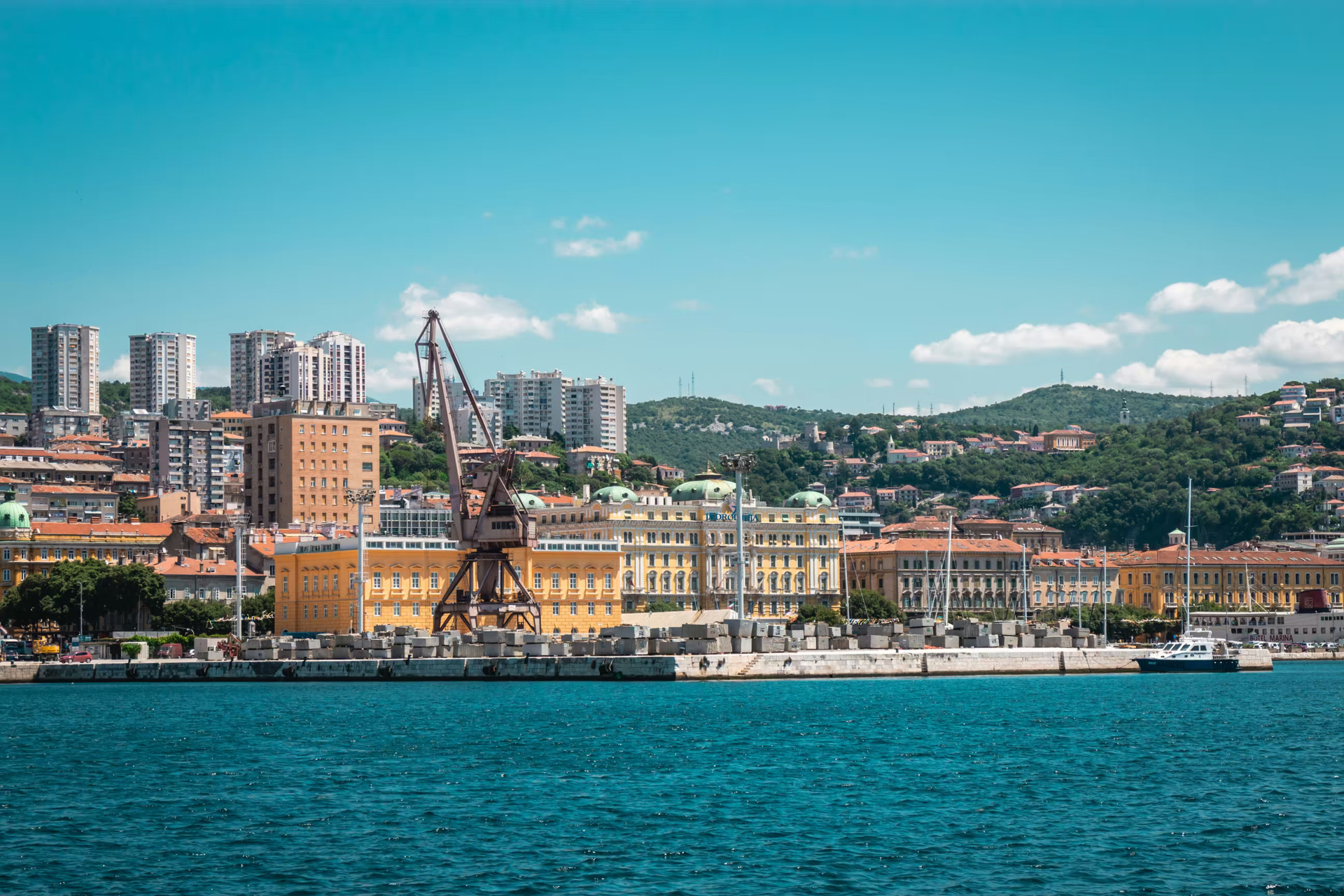 Mid-term apartments for rent in Rijeka