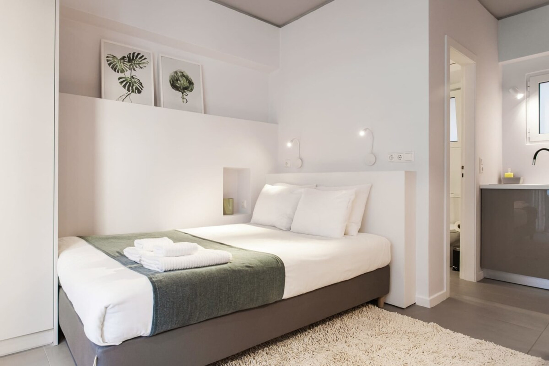 Double bed