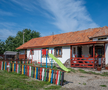 Transylvanian Cottage with Private Swimming Pool