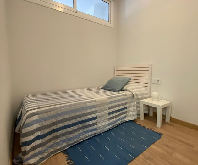 Apartment with Balcony in Gracia-Sant Gervasi
