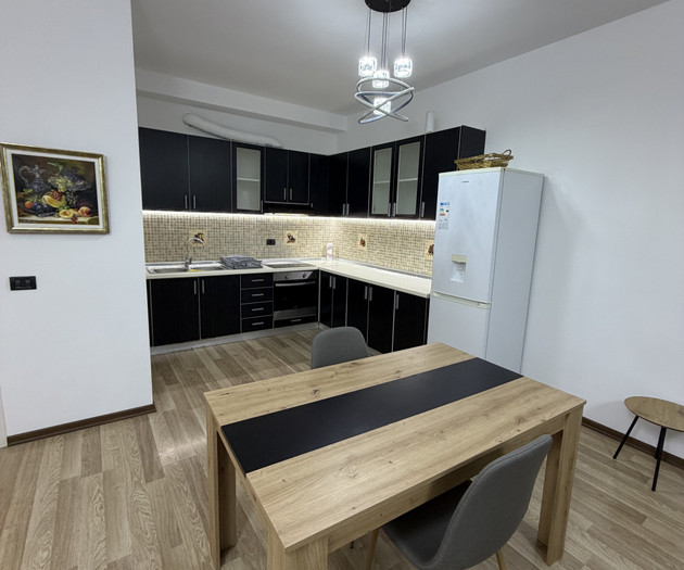 Lake Escape Home & Office