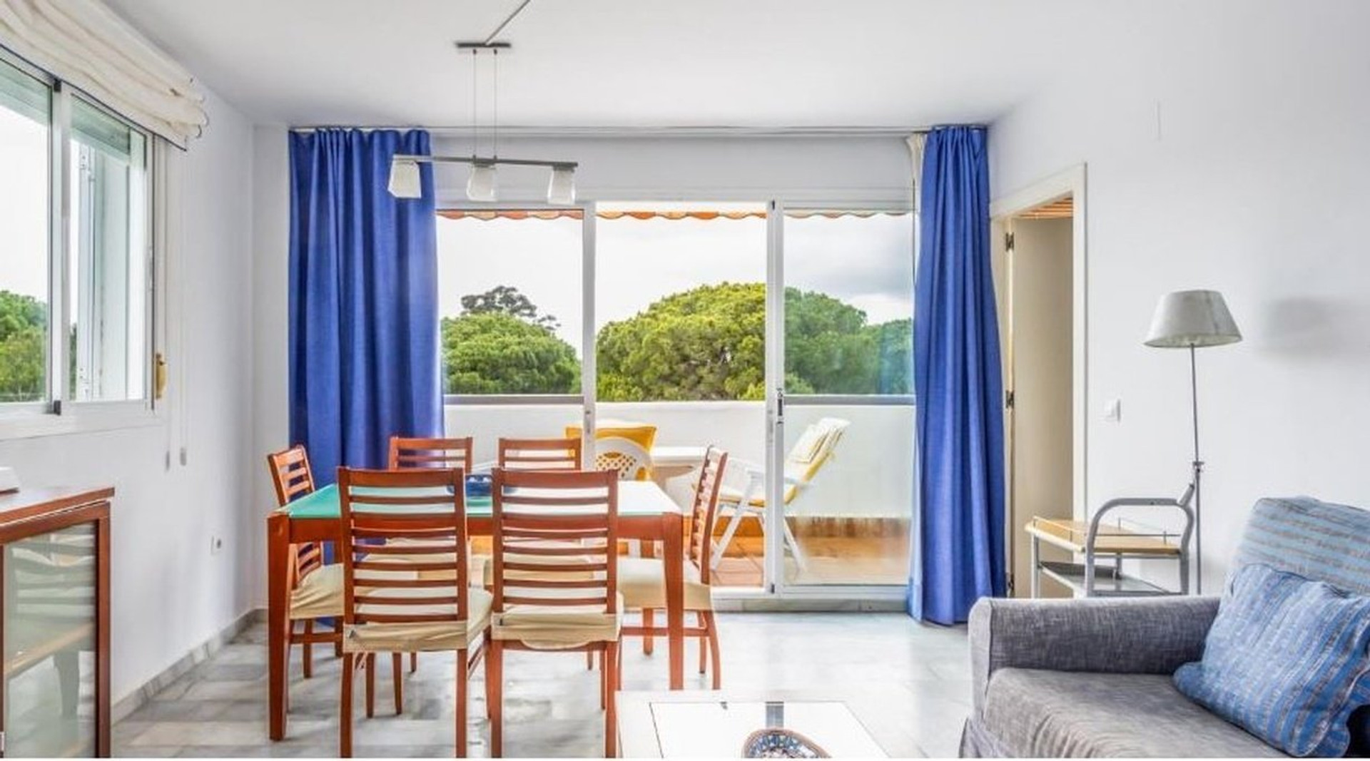 Dining area with balcony access