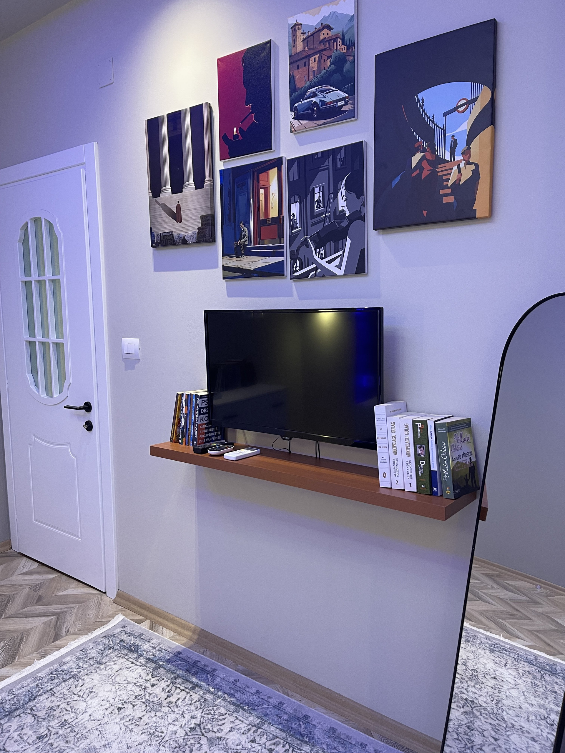 Bedroom no 1.