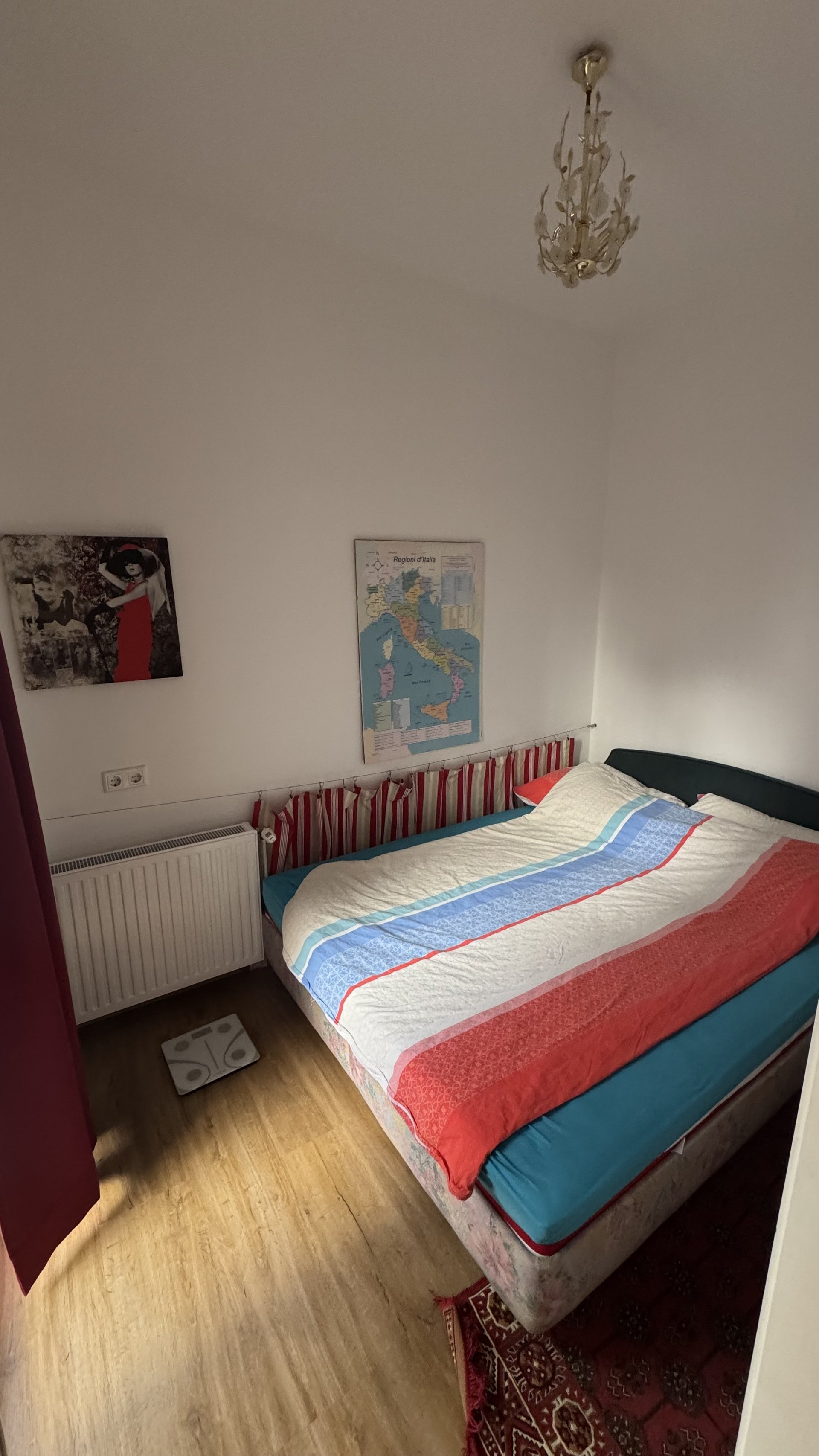 Bedroom with double bed