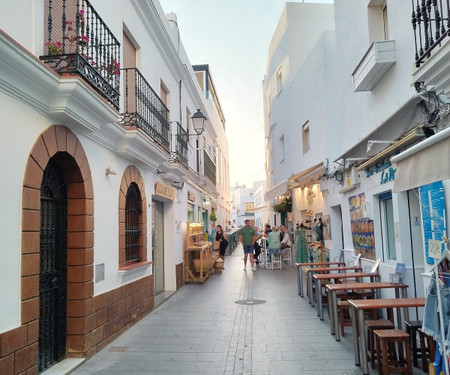 Cozy Apart in Conil City Center 3 mn walk to Beach