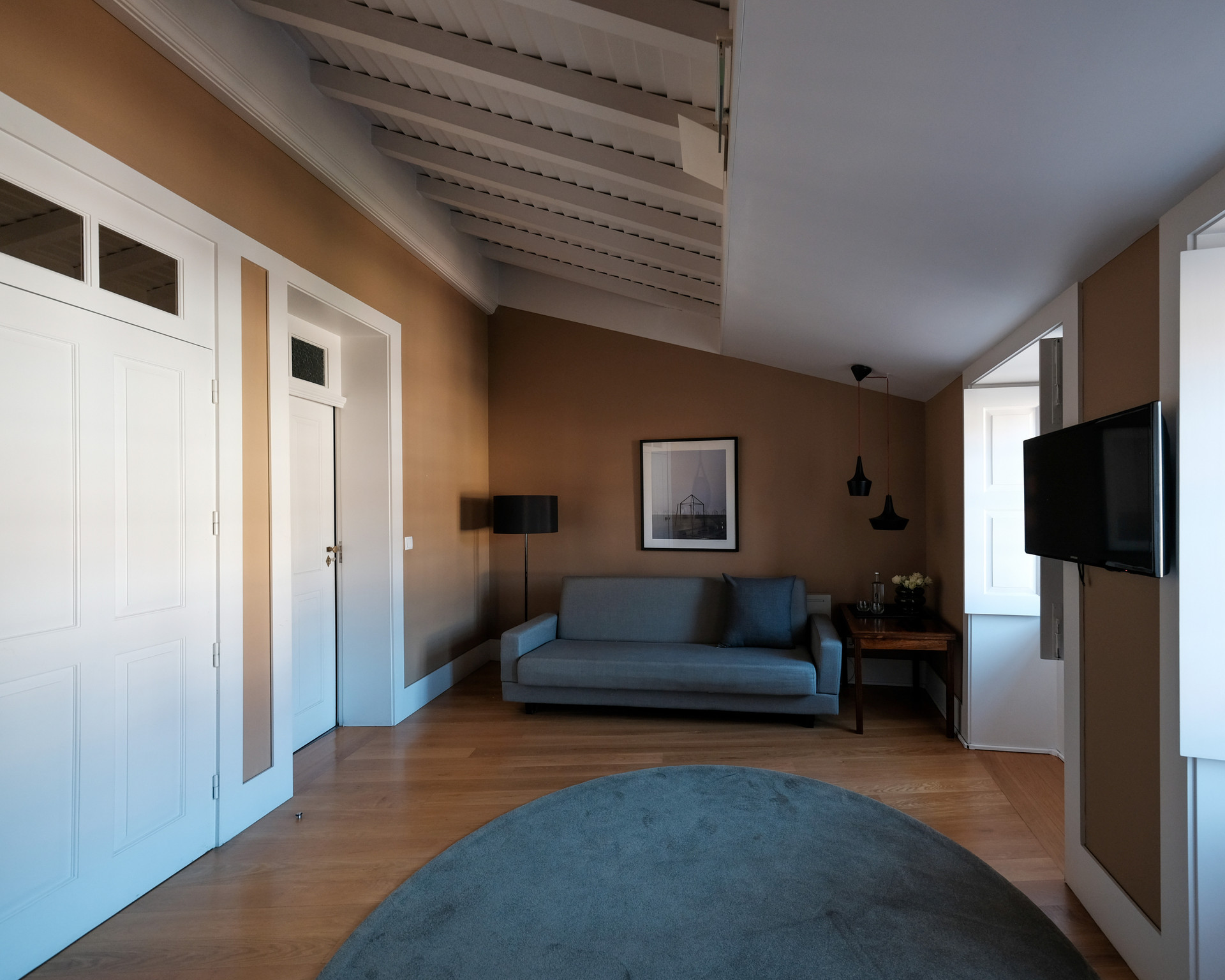 sala privada com espaço de trabalho