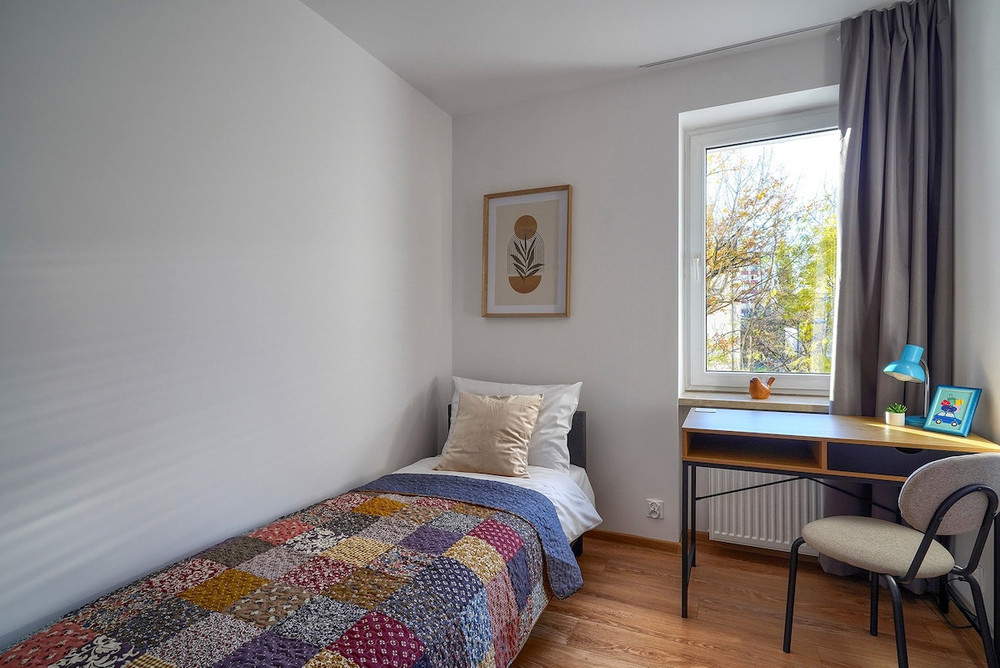Park & Pathway Room preview