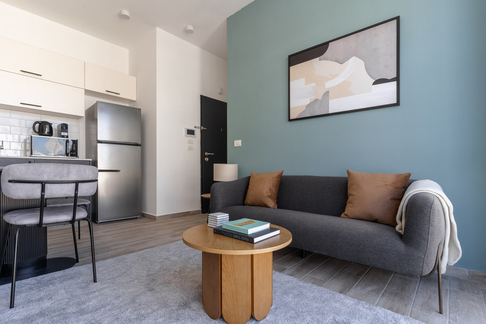 Blueground | Florentine, City view,2 Balconies-19 preview
